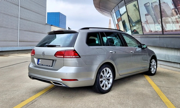 Volkswagen Golf cena 73700 przebieg: 83800, rok produkcji 2018 z Łódź małe 254